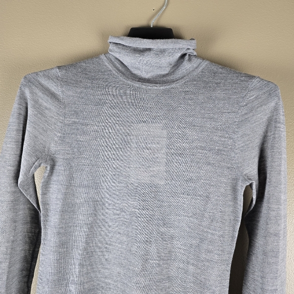 A.L.C. Hayes Fine MerinoTurtleneck Top Gray Size Small - Picture 5 of 12